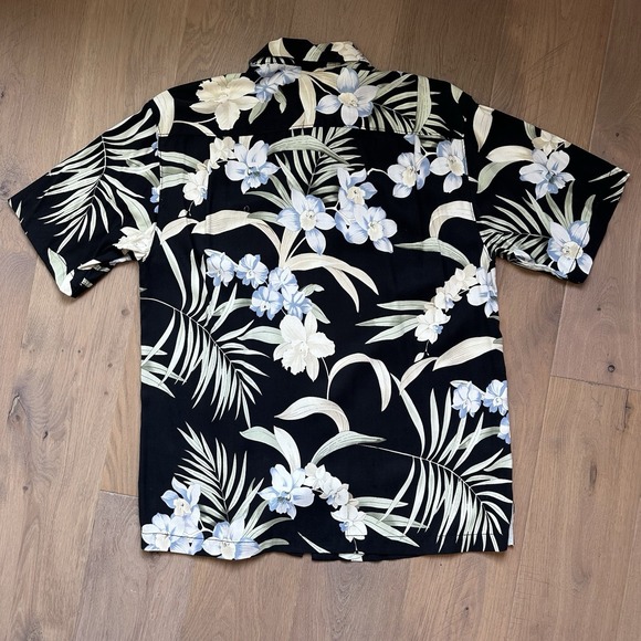 Tommy Bahama Men's 100% Silk Short Sleeve Camp Shirt Black‎ Floral Medium - Picture 4 of 8